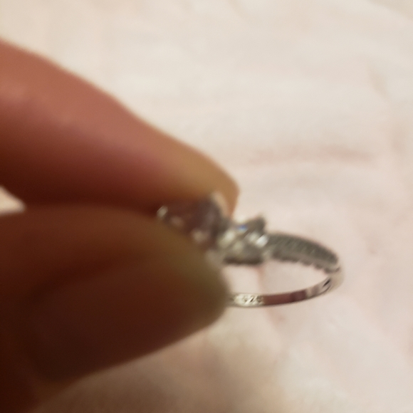 925 silver and CZ ring - Picture 3 of 4